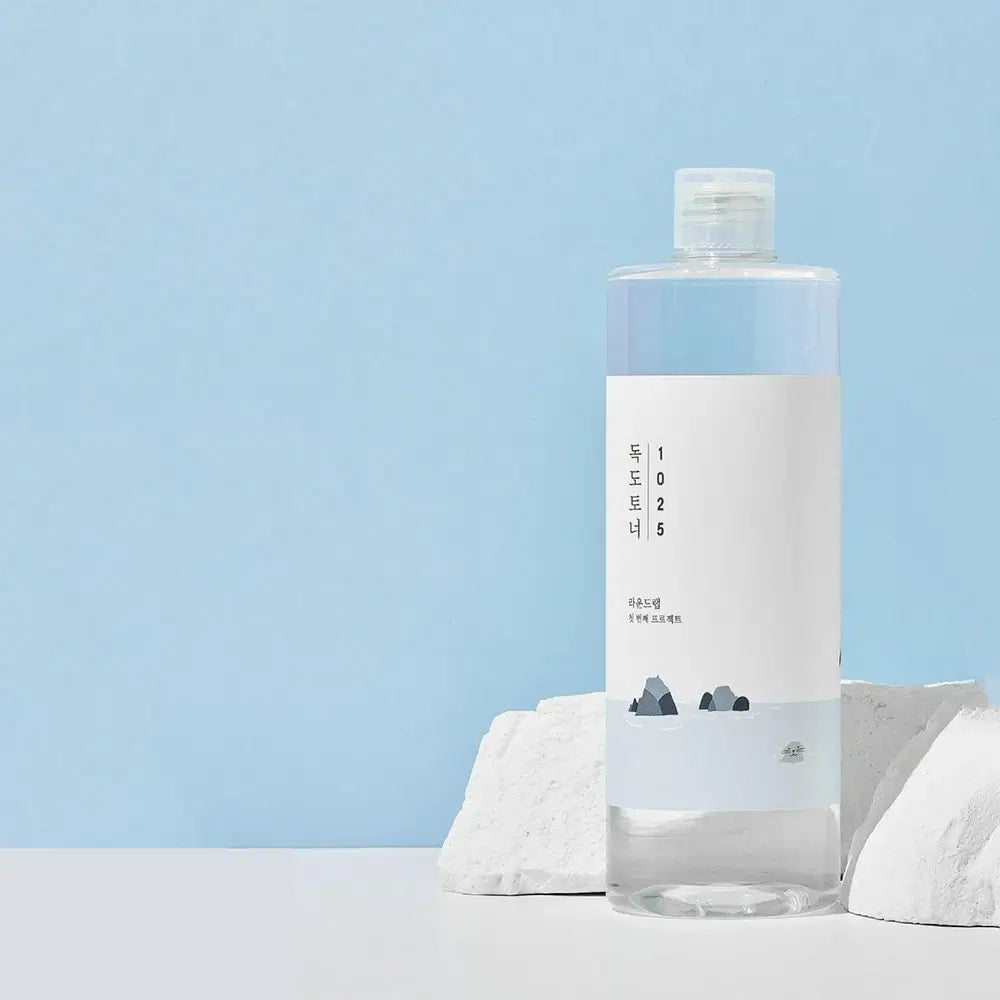 ROUND LAB 1025 Dokdo Toner - Gesichtswasser mit Tiefseewasser und Panthenol zur sanften Hautpeeling und Sebumkontrolle - 500 ml