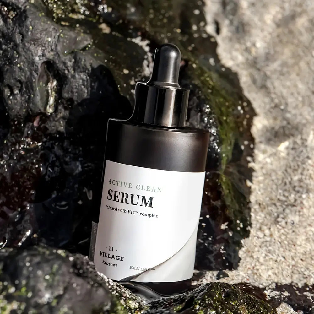 VILLAGE 11 FACTORY Active Clean Serum - Gesichtsserum mit Glykolsäure und Milchsäure, das zu einem sanften Peeling der Haut beiträgt und ein strahlendes Aussehen bewahrt - 50 ml
