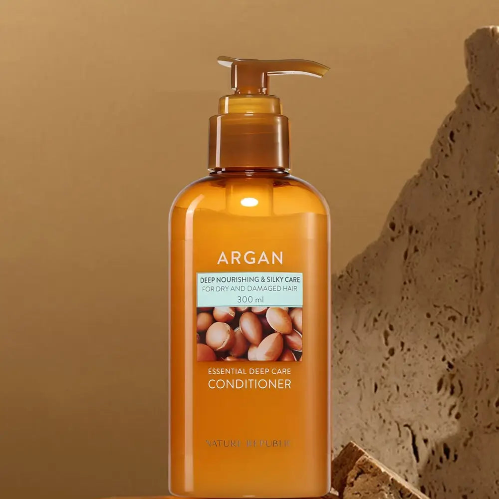 NATURE REPUBLIC Argan Essential Pflegender Balsam für geschädigtes Haar - Tiefe Feuchtigkeit und intensiver Glanz, 300 ml