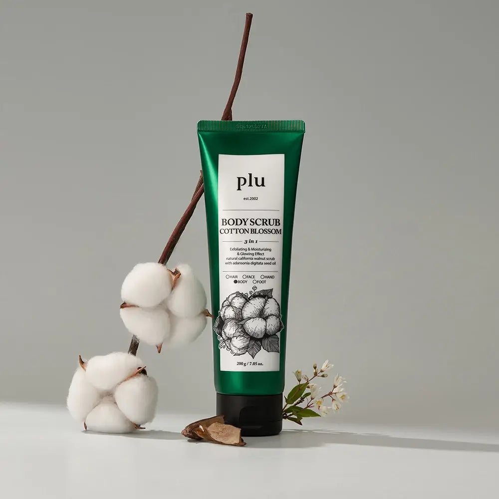PLU Körperpeeling Baumwollblüte - Körperpeeling mit Walnussschalenpulver und Sonnenblumenöl, hilft, abgestorbene Hautzellen zu entfernen und den optimalen Feuchtigkeitsgehalt zu erhalten - 200 g