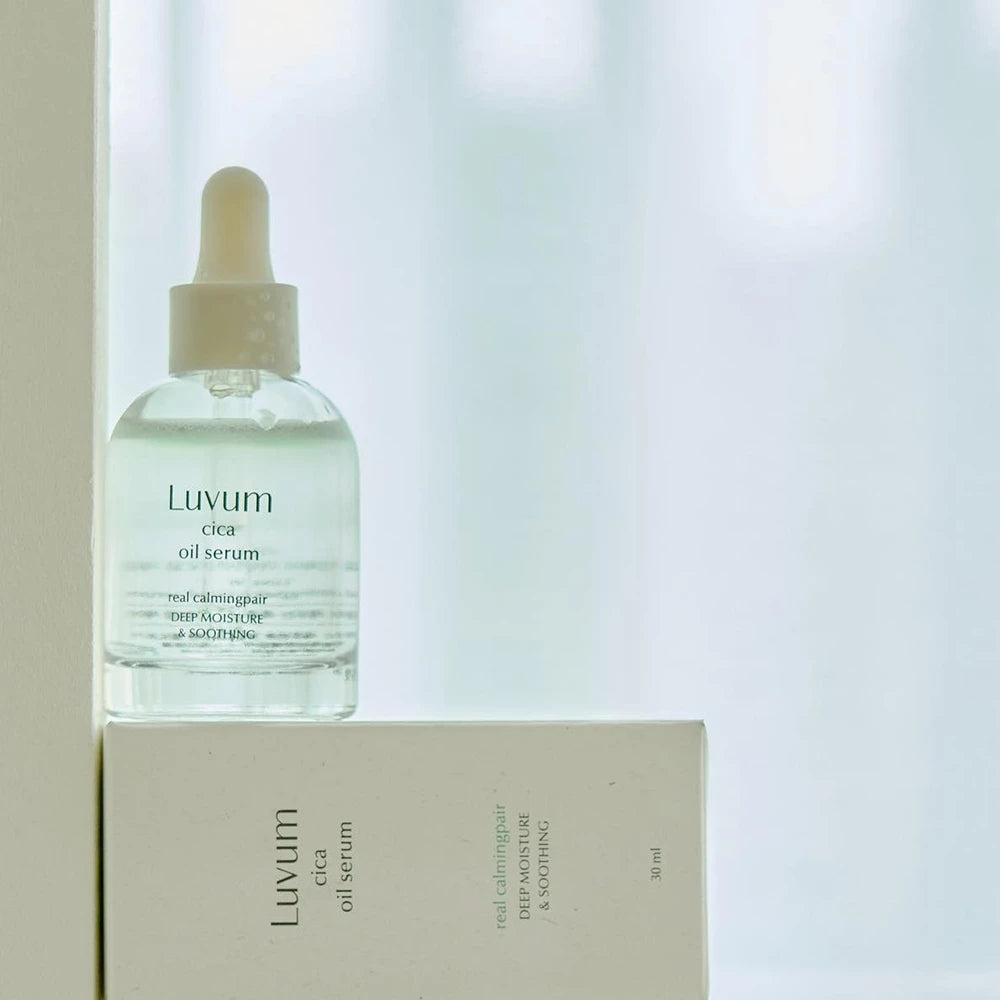 LUVUM Beruhigendes Repair Cica Öl Serum - Gesichtsserum mit Centella Asiatica Extrakt und Ceramid NP zur Beruhigung empfindlicher und gereizter Haut und zur Stärkung der Hautbarriere - 30 ml