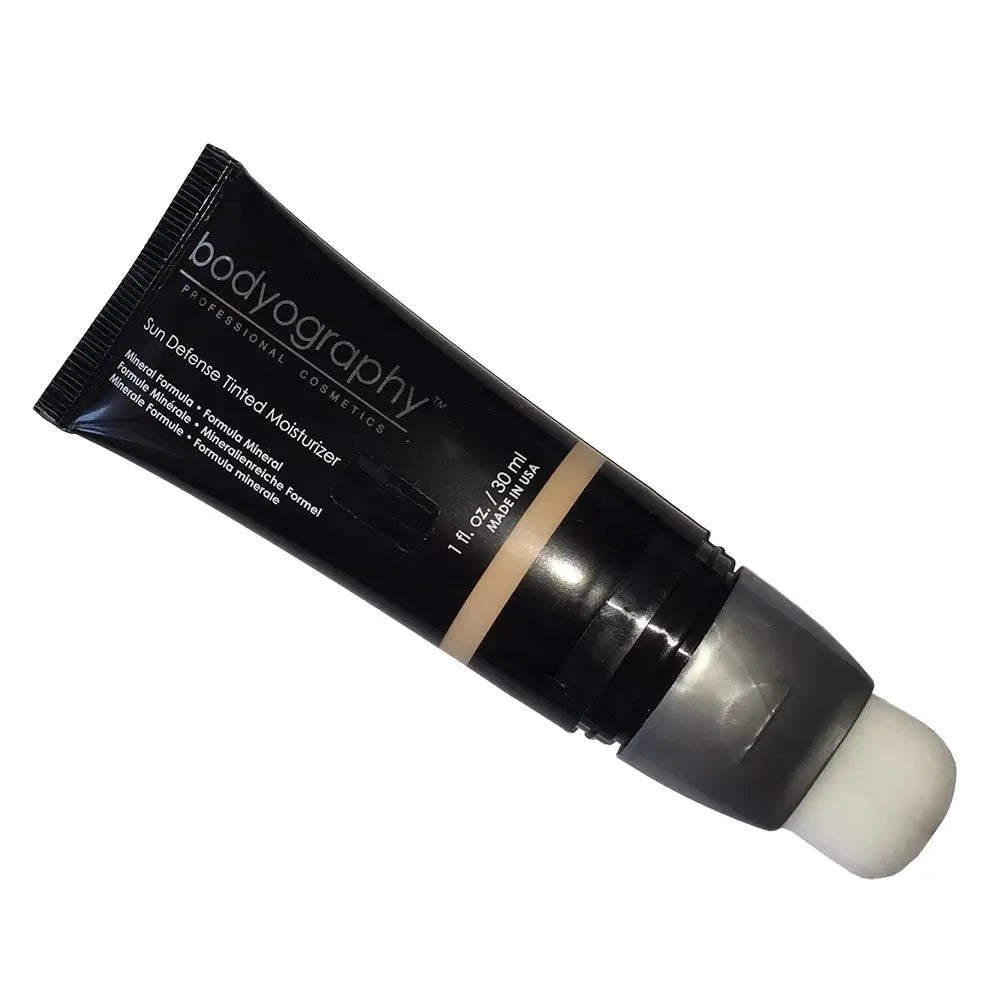 BODYOGRAPHY Getönte Feuchtigkeitscreme - Gesichtscreme mit Vitaminkomplex und mineralischem Sonnenschutzfilter für eine natürliche Abdeckung - 30 ml - Dunkel