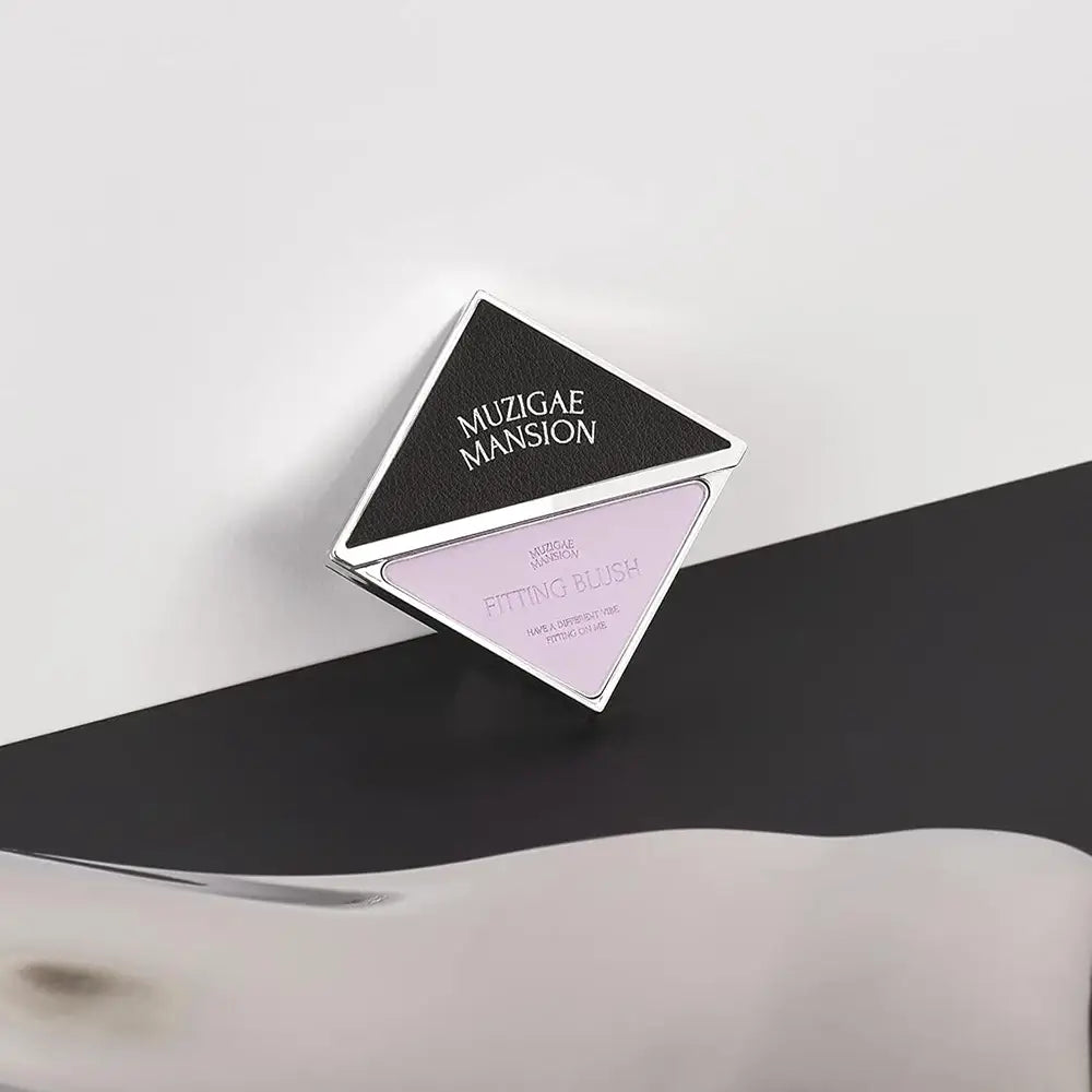 MUZIGAE MANSION Fitting Blush - Rouge formuliert mit Macadamiasamenöl und Talkum - 5 g - 01 Odd