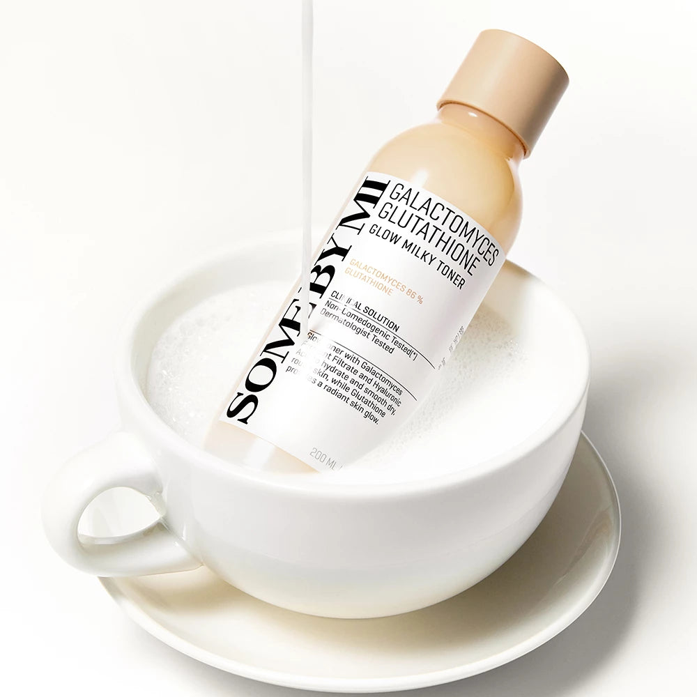 SOME BY MI Galactomyces Glutathione Glow Milky - Gesichts-Toner mit Galactomyces-Filtrat und Niacinamid, für mehr Ausstrahlung und einen gleichmäßigeren Hautton - 200 ml