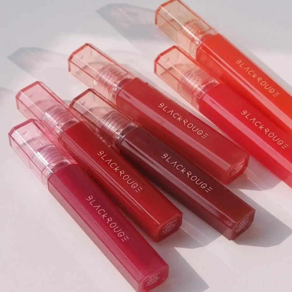 BLACK ROUGE Half N Half Water Glow 2 - Flüssiger Lippenstift mit Squalan und natürlichen Weichmachern, der zur Feuchtigkeitspflege der Lippen beiträgt und den Komfort auf den Lippen aufrechterhält - 3,5 gr - HG08 Hazelnut Syrup