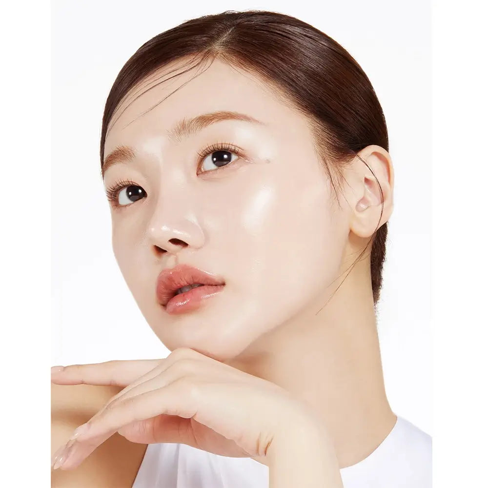 Anwendung des MEDICUBE Collagen Glow Booster Serums