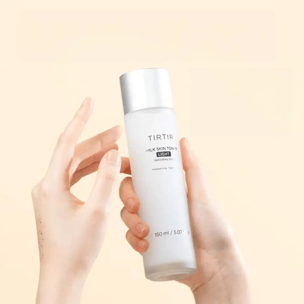 TIRTIR Milk Skin Toner Leichter Feuchtigkeitstoner - Talgkontrolle und Feuchtigkeit mit Niacinamid, 150 ml