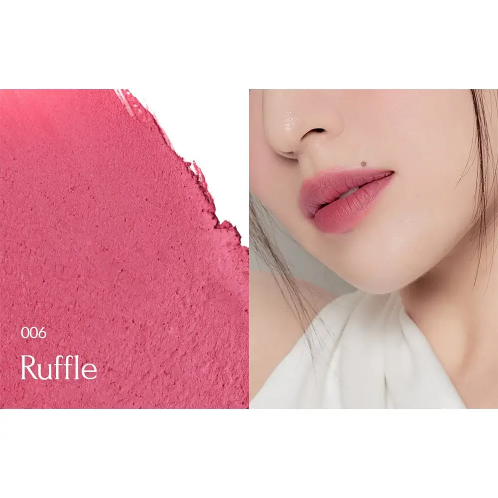 MUZIGAE MANSION Moodwear Blur - ruj cu finisaj mat-catifelat, formulat cu ulei de macese si squalan derivat din masline, care contribuie la hidratarea buzelor si la metinerea confortului - 4 gr - 006 Ruffle