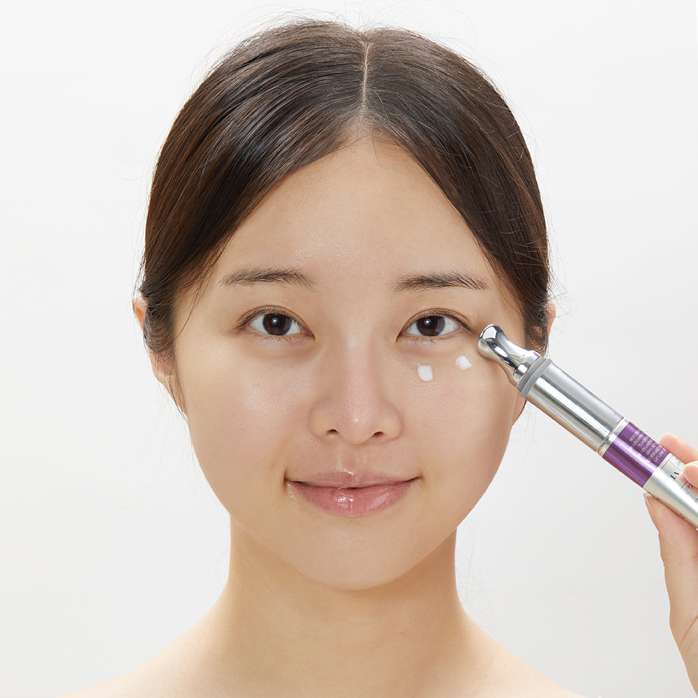 VT COSMETICS Reedle Shot Lifting Eye Cream - Lifting-Augencreme mit Hyaluronsäure und Centella Asiatica Extrakt für Feuchtigkeit und Komfort der Augenpartie - 15 ml