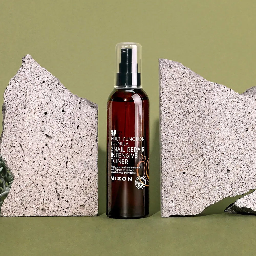 MIZON Snail Repair Intensive Toner - Gesichtswasser mit Schneckenschleim und Panthenol zur Hydratation und zum Ausgleich des Hauthaushalts - 100 ml