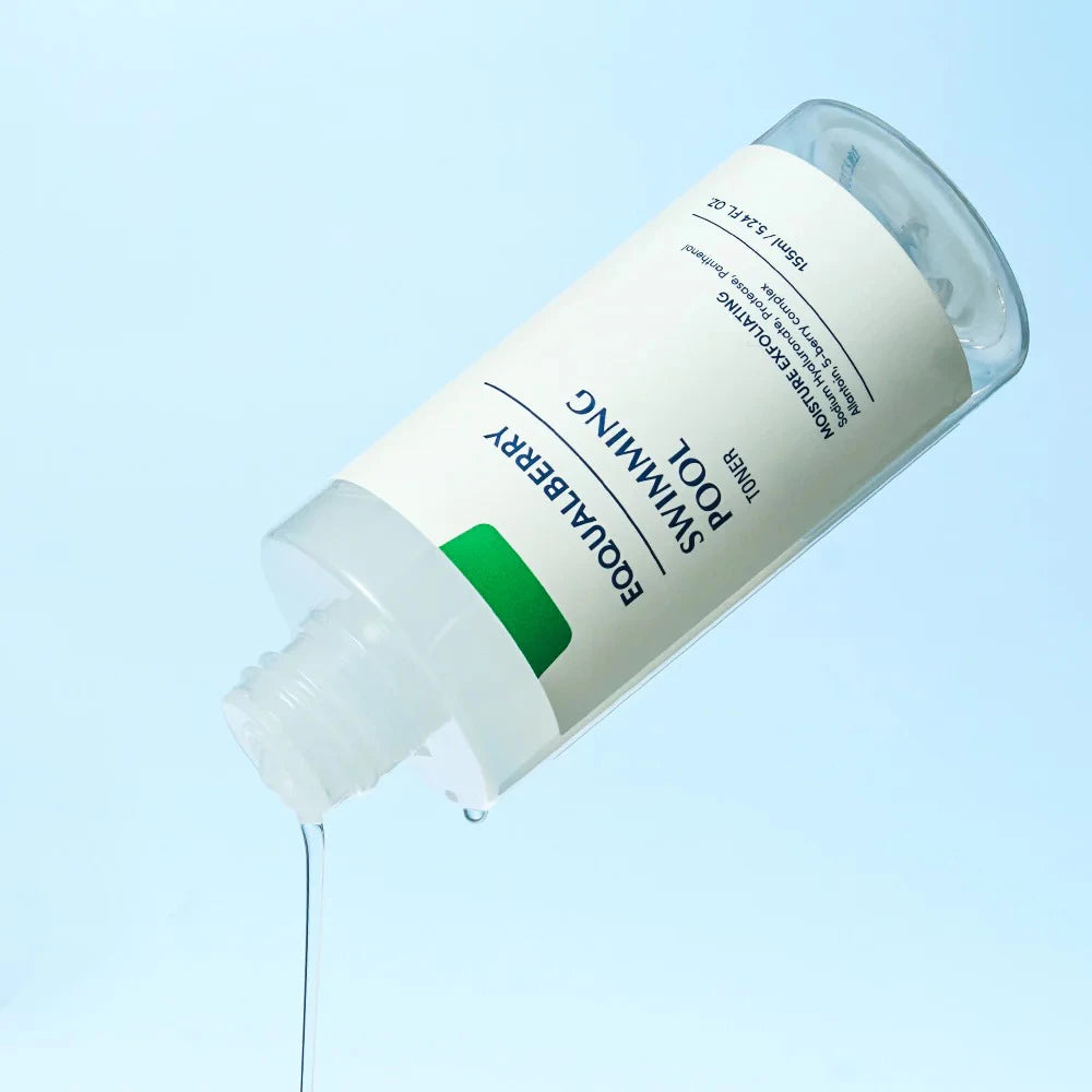EQQUALBERRY Swimming pool Toner - toner de fata formulat cu acid hialuronic si enzima proteaza, care contribuie la hidratarea pielii si la netezirea texturii - 155 ml