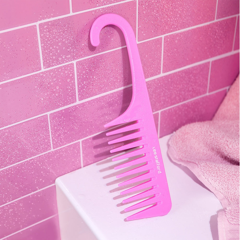 LEE STAFFORD Der Big In-Shower Kamm - Kamm zum Entwirren von nassem, verknotetem Haar während des Duschens und zur gleichmäßigen Verteilung von Conditioner oder Maske auf Längen und Spitzen