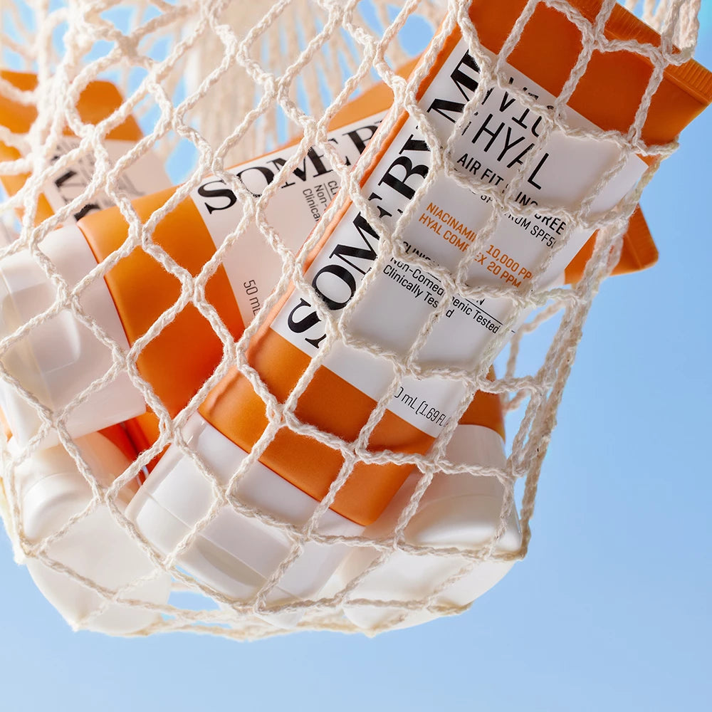 SOME BY MI V10 Hyal Airfit Sonnencreme SPF50 - Gesichtscreme mit Niacinamid und Hyaluronkomplex, schützt die Haut vor UVA- und UVB-Strahlen und erhält die Feuchtigkeit – 50 ml