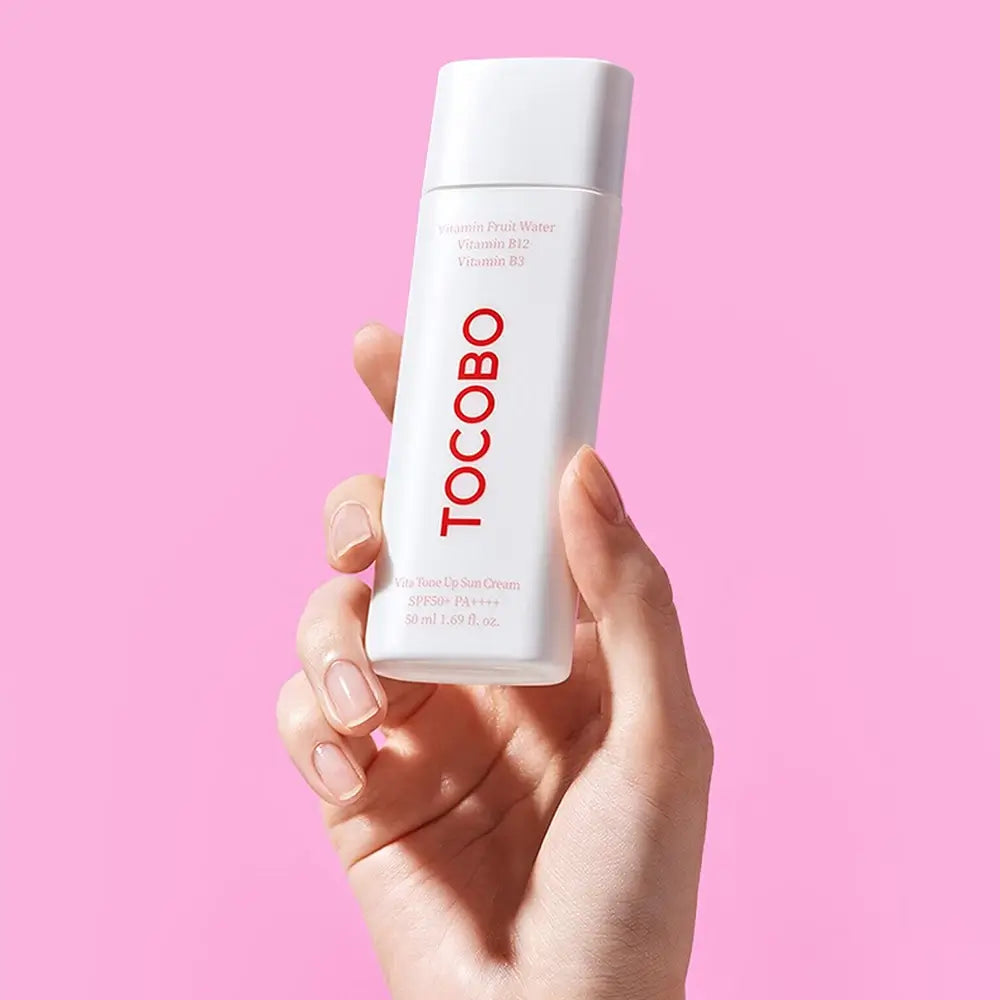 TOCOBO Vita Tone Up SPF 50+ - Gesichtscreme mit Sanddorn-Fruchtwasser und Niacinamid für einen strahlenden Teint - 50 ml