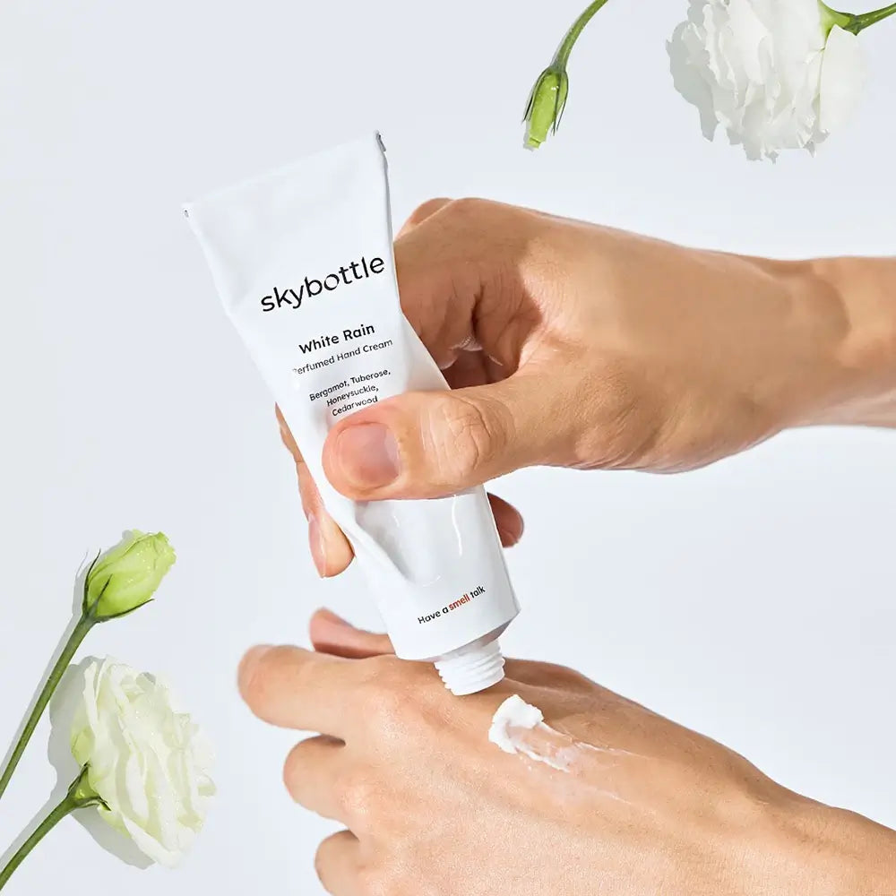 SKYBOTTLE White Rain Handcreme - parfumat cu unt de shea și acid hialuronic, 50 ml