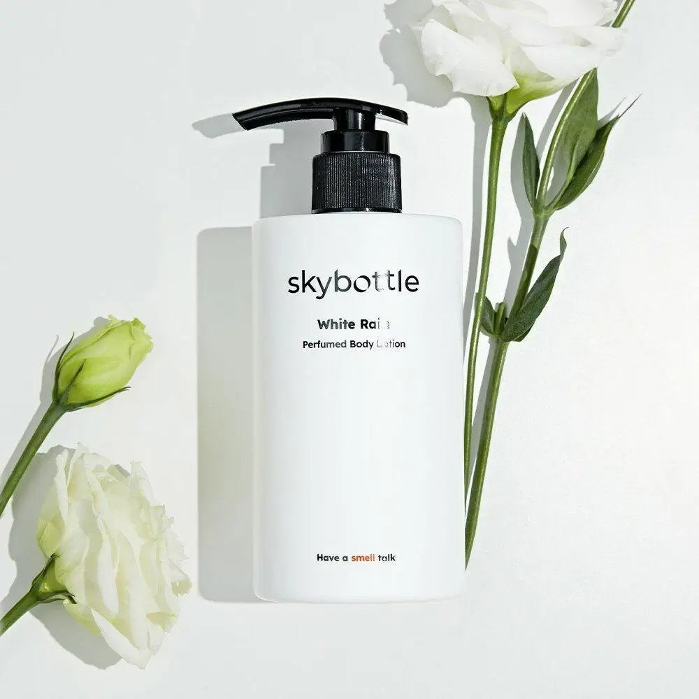 SKYBOTTLE White Rain Parfümierte Körperlotion - Körperlotion mit Bergamotte und Tuberose, die zur Hautfeuchtigkeit und zur Erhaltung der natürlichen Feuchtigkeitsbarriere beiträgt - 300 ml