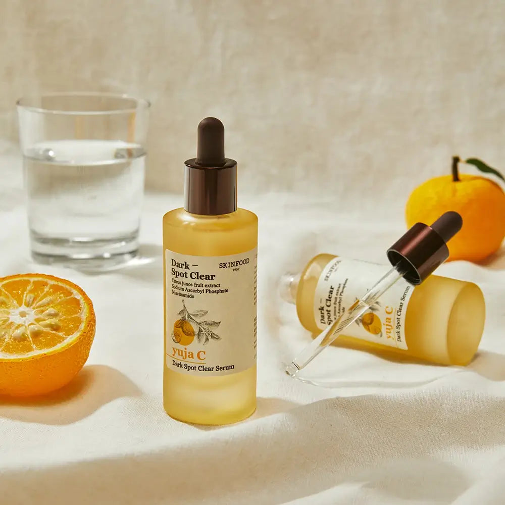 SKINFOOD Yuja C Serum für das Gesicht - Aufhellung und Korrektur von Pigmentflecken, 50 ml