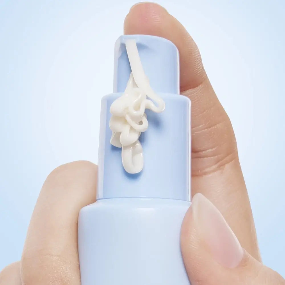 Anwendung: Balm auf Gesicht & Hals einmassieren für beruhigende Barrierereparatur
