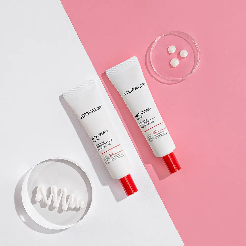 Anwendung der Creme im Gesicht	