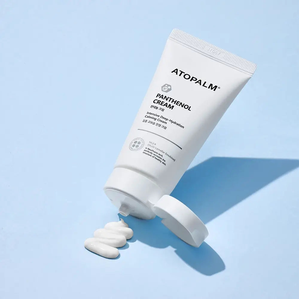 Anwendung der Panthenol Cream im Gesicht	