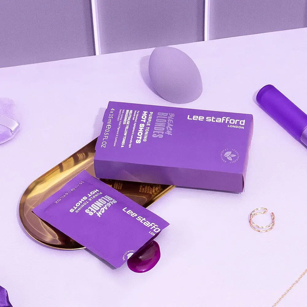 LEE STAFFORD Bleach Blondes Purple Toning Hot Shots - Balsam cu extract de moringa și pro-vitamina B5 pentru menținerea unui blond strălucitor și vibrant - 4x15ml