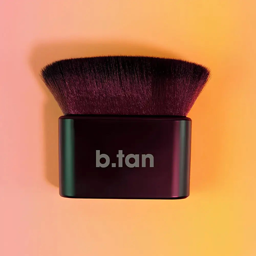 B.tan Air Brush'd Pinsel für Selbstbräuner Gesicht und Körper - Gleichmäßige professionelle Bräune ohne Streifen, 1 Stk.