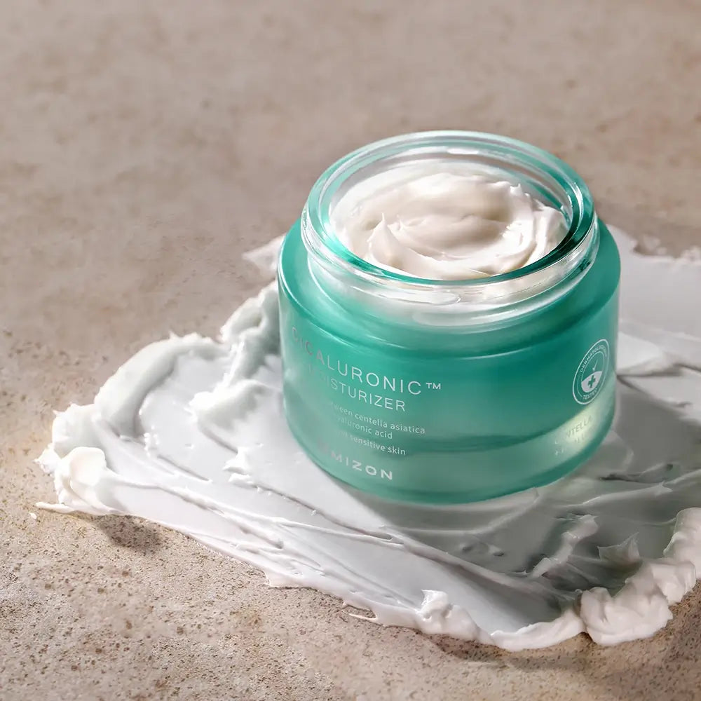 MIZON Cicaluronic Feuchtigkeitscreme - Gesichtscreme mit Centella Asiatica und Hyaluronsäure zur Beruhigung der Haut und zur Aufrechterhaltung der Feuchtigkeitsbarriere - 50 ml