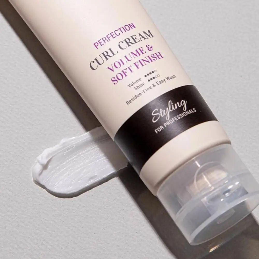 CURLY SHYLL Perfection Curl Crema lockenformende Creme - Definition, Volumen und natürlicher Glanz, 150 ml