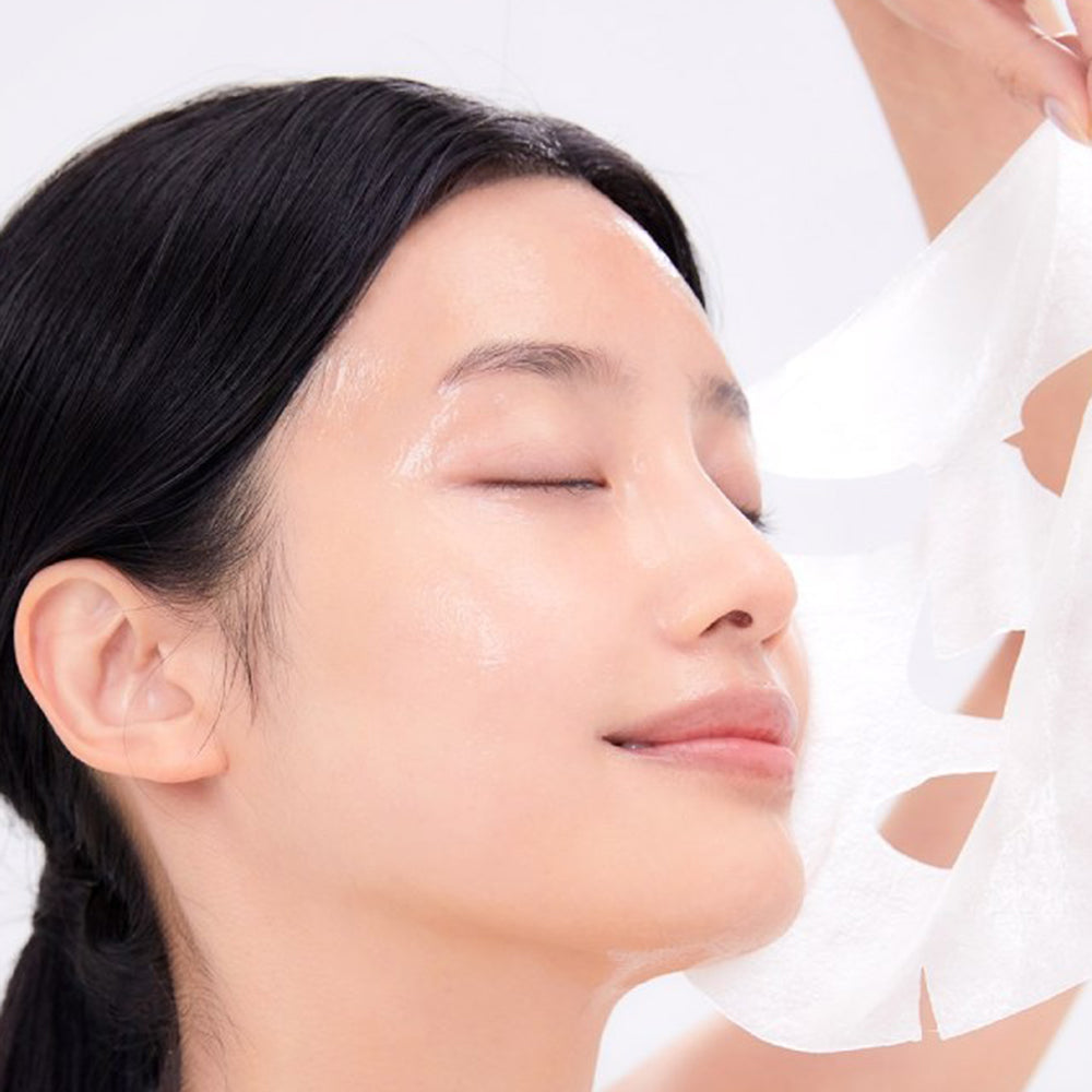 MEDIHEAL Derma Ampoule Sheet Mask I.P.I - masca de fata formulata cu niacinamida si acid tranexamic, care contribuie la iluminarea si uniformizarea aspectului tenului - 26 ml
