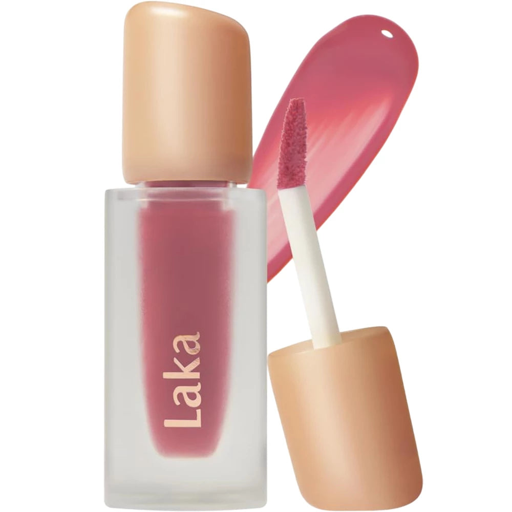 LAKA Fruity Glam Tint - nuantator pentru buze formulat cu complex de sucuri de fructe si pigmenti de culoare rezistenti, care contribuie la hidratarea buzelor si la mentinerea confortului la purtare - 4.5 gr - 111 Mellow