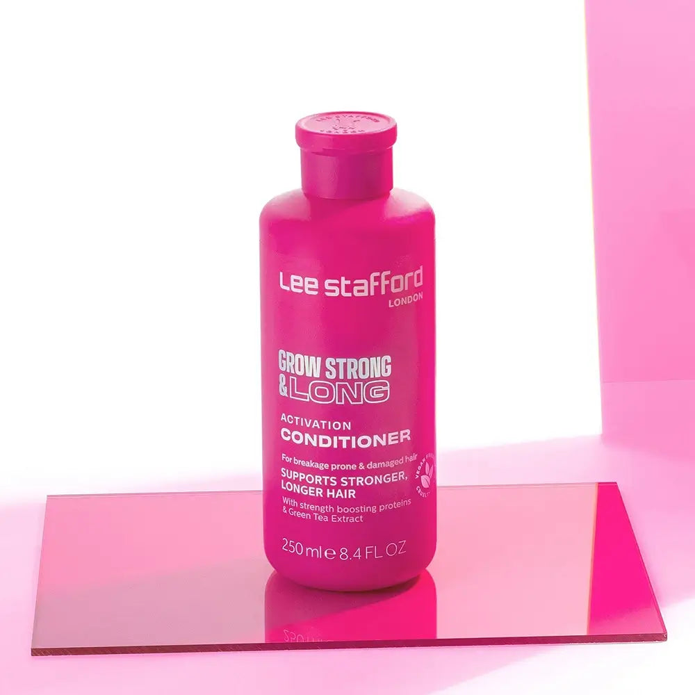 LEE STAFFORD Grow Strong&Long Aktivierungsshampoo - Spülung mit Peptiden und Proteinen zur Hydratation und Stärkung von Haarbruch anfälligem Haar - 250 ml