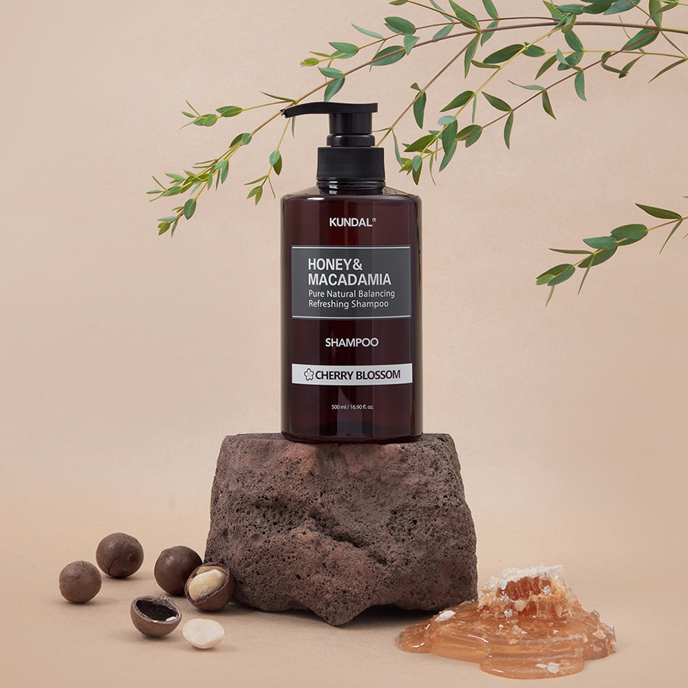KUNDAL Honey & Macadamia Nature Shampoo - Shampoo formuliert mit Honig und Macadamiaöl zur sanften Reinigung der Kopfhaut und intensiven Haarpflege - 500 ml