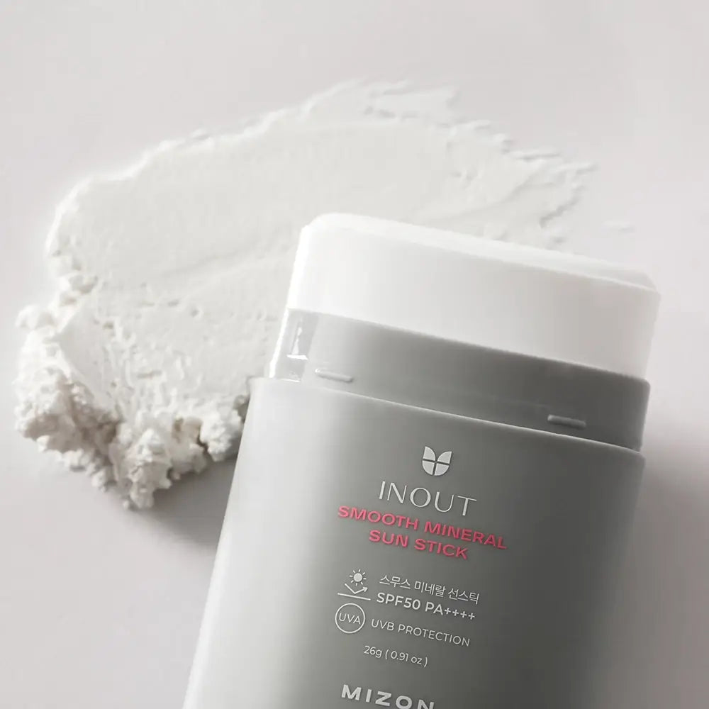 MIZON Inout Smooth Mineral Sun Stick SPF50 PA++++ - Stick für Gesicht und Körper mit Zinkoxid und Hyaluronsäure zum Schutz vor UVA- und UVB-Strahlen und zur Aufrechterhaltung der Feuchtigkeit - 26 g