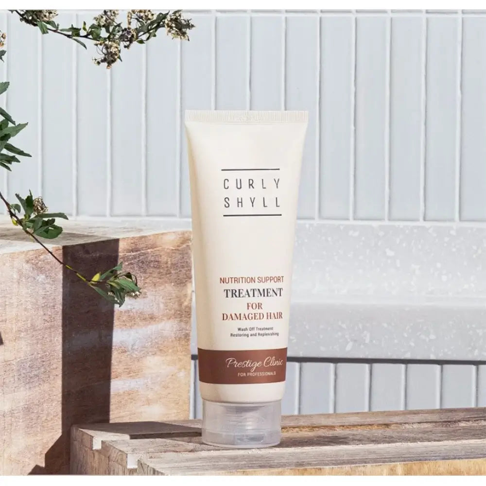 CURLY SHYLL Nährpflege - Haarkur mit Aloe Vera Extrakt und Macadamia-Kernöl zur Regeneration von trockenem oder geschädigtem Haar und zur Erhaltung gesünderen Haares - 250 ml