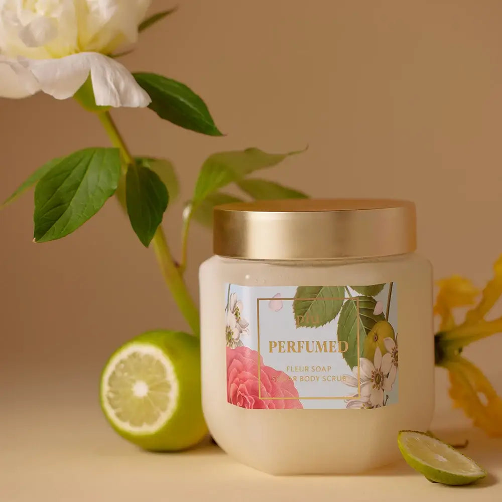 PLU Seifen-Körperpeeling Fleur Soap - mit Zucker und AHA formuliert, entfernt abgestorbene Hautzellen - 500 g