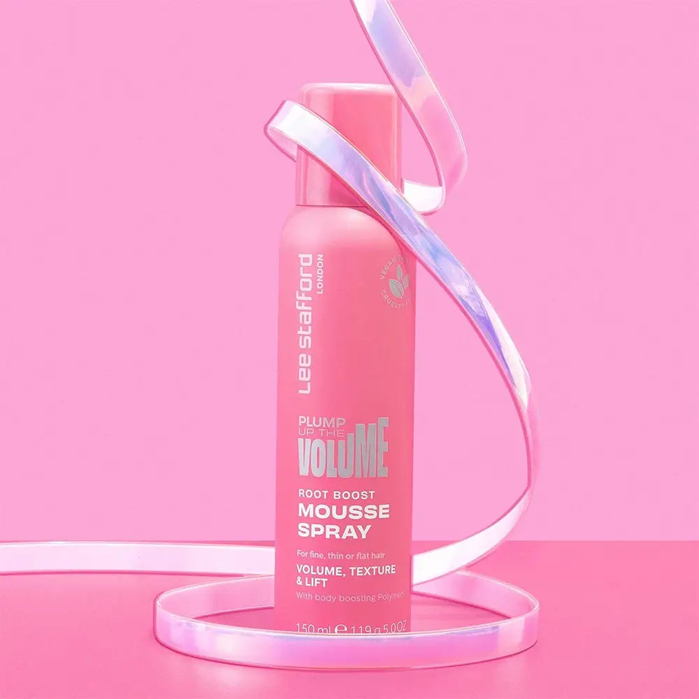 LEE STAFFORD Plump Up The Volume Root Boost Schaumfestiger - Haarschaum mit PRO-QUAT Polymerkomplex und Volumengebern, für Fülle und Halt bei feinem, volumlosem Haar - 150 ml