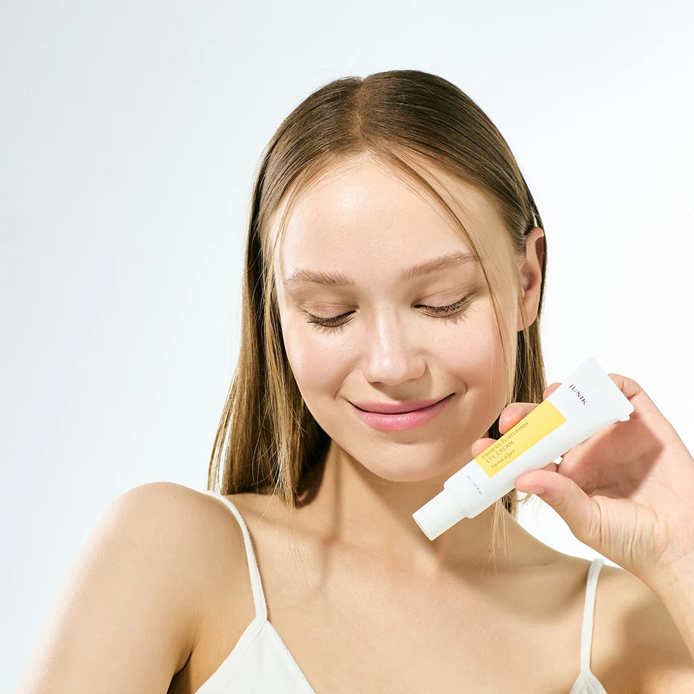 IUNIK Propolis Vitamin - Augencreme mit Propolis-Extrakt und Sanddornfrucht-Extrakt - 30 ml