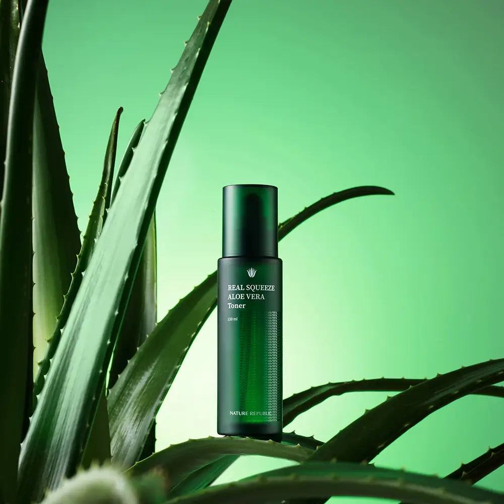 NATURE REPUBLIC Real Squeeze Toner Aloe Vera - beruhigend, intensive Feuchtigkeit und Strahlkraft, 150 ml