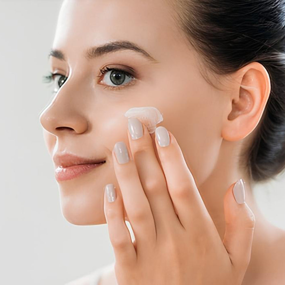 EUBOS Sensitive Care Regenerierende Creme - Gesichtscreme formuliert mit SEPILIFT und Panthenol, die zur Beruhigung empfindlicher Haut und zur Erhaltung des Hautkomforts beiträgt - 50 ml