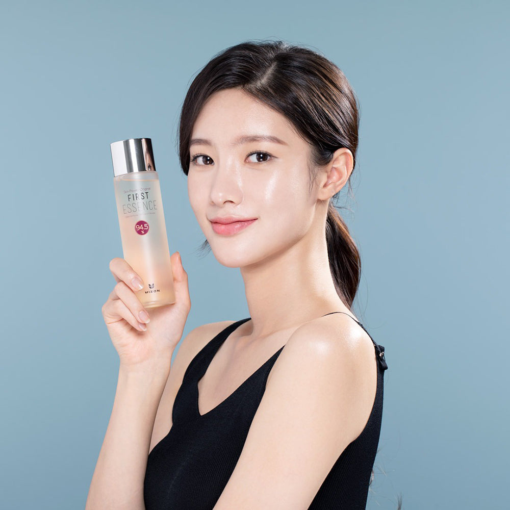 MIZON Skin Power Original First - Essenz formuliert mit Galactomyces Ferment Filtrate und Niacinamid, die zur Angleichung des Hauttons und zur Aufrechterhaltung der Feuchtigkeit beitragen - 210 ml