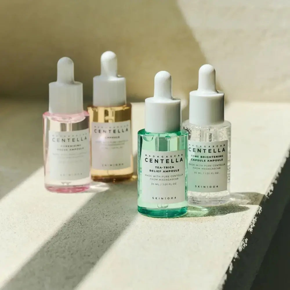 Ampoule 30 ml und Mini-Toner im Set nebeneinander	