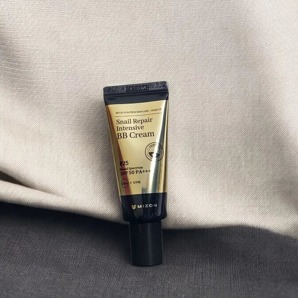 MIZON Snail Repair Intensive BB Cream #25 SPF 50 PA+++ - BB-Creme mit Schneckenschleim für einen ebenmäßigen und strahlenden Teint, 20 ml