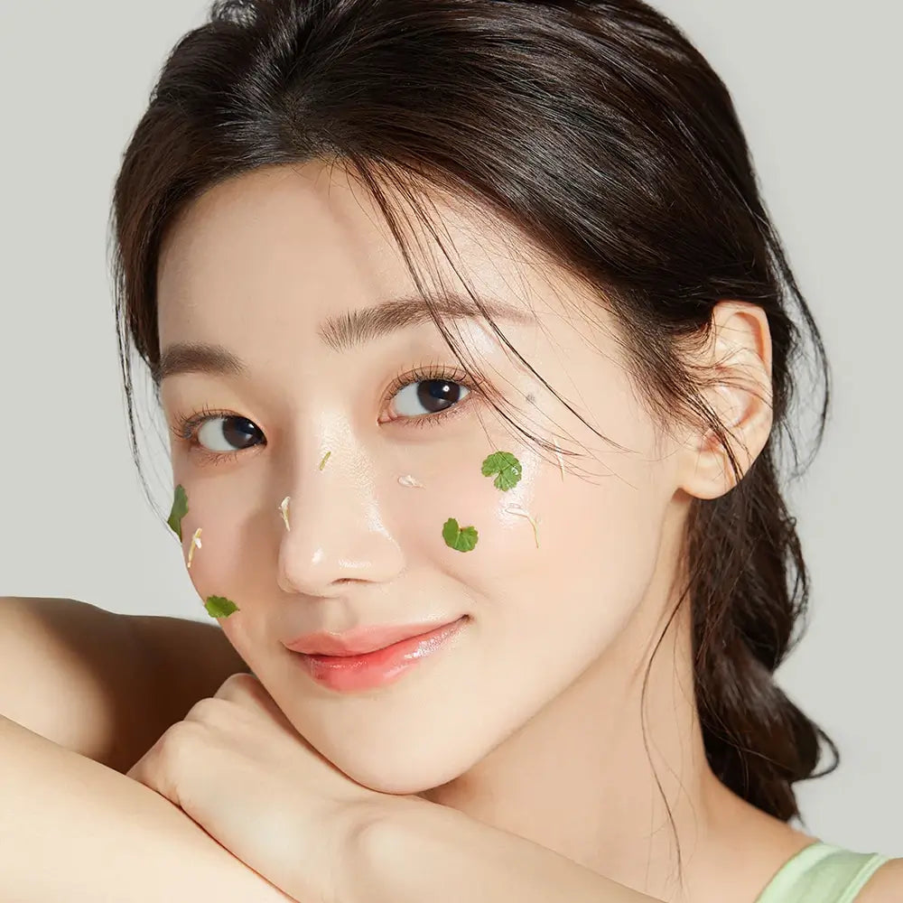 MEDICUBE Super Cica Tiefenreinigungsbalsam formuliert mit Centella Asiatica Pulver und Capryloyl Salicylsäure LHA, der zur Make-up-Entfernung und zur Erhaltung sauberer Haut beiträgt - 100 ml