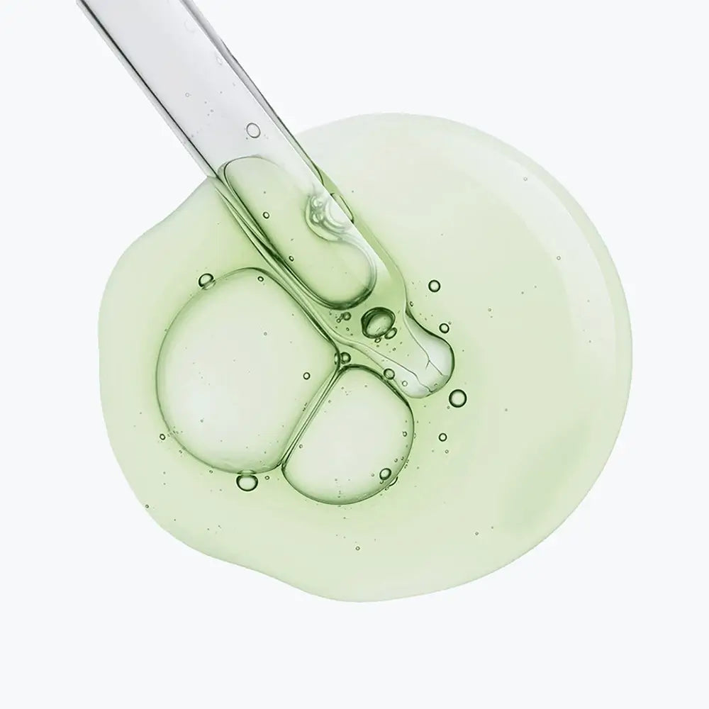 JUMISO Super Soothing Cica und Aloe Serum - Gesichtsserum mit Centella Asiatica und Aloe Vera zur Beruhigung von Rötungen und Empfindlichkeit der Haut sowie zur Stärkung der Hautbarriere - 30 ml