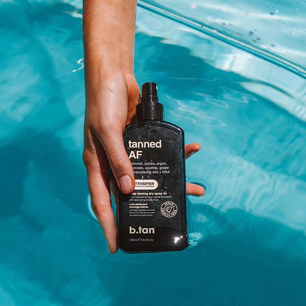 B.tan Tanned AF Bräunungsspray - Beschleunigt Bräunung & Tiefenfeuchtigkeit mit 7 natürlichen Ölen, 236 ml