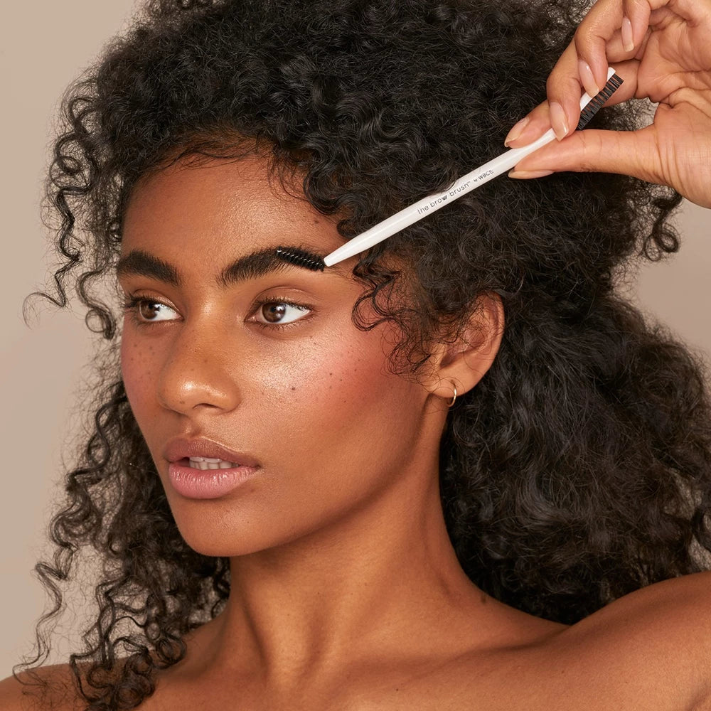 West Barn Co Der Augenbrauenpinsel - Doppelseitiger Pinsel zum Stylen von Augenbrauen mit flachem, abgeschrägtem Ende und Spoolie