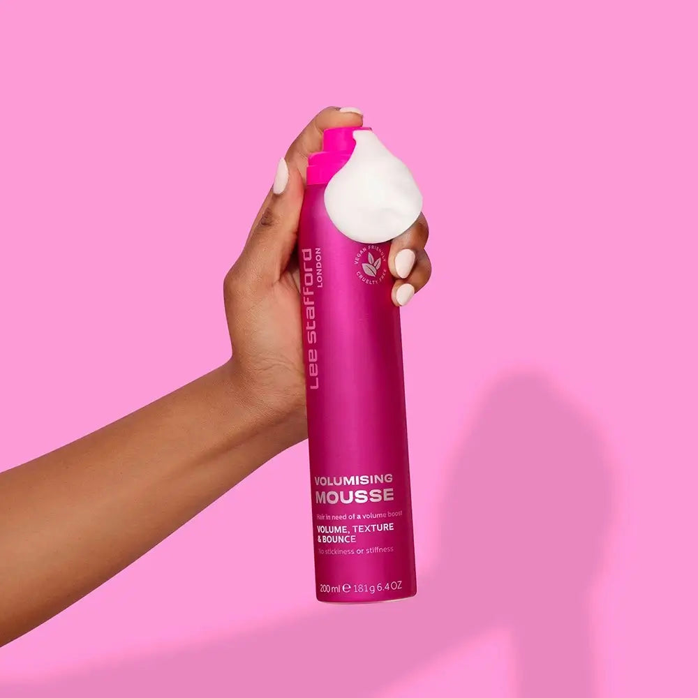 LEE STAFFORD Volumizing Mousse - Schaumfestiger für mehr Volumen und Textur, für alle Haartypen - 200 ml