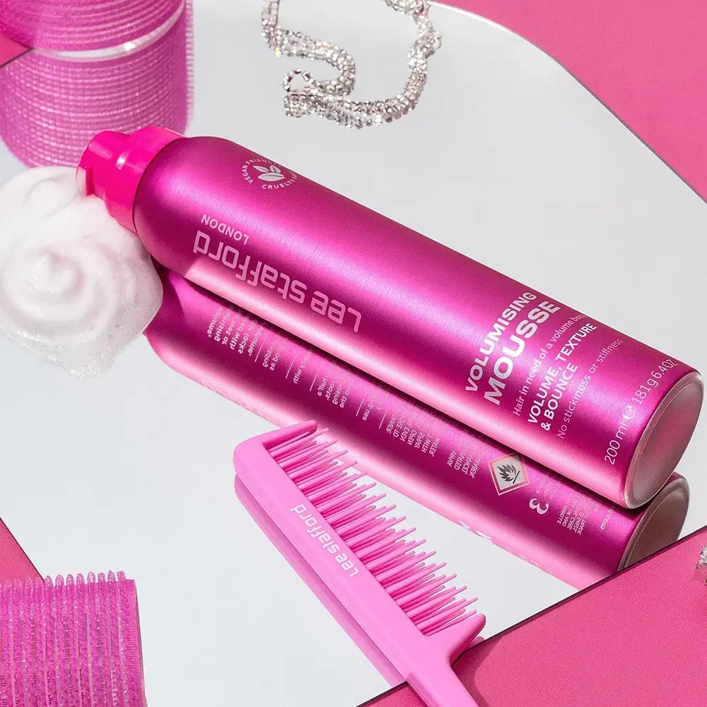 LEE STAFFORD Volumizing Mousse - Schaumfestiger für mehr Volumen und Textur, für alle Haartypen - 200 ml