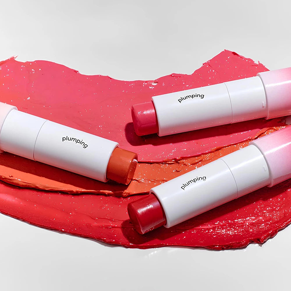 SKYBOTTLE Volumizing Color Lip Balm - Lippenbalsam mit Granatapfelblütenextrakt und nährenden Pflanzenölen für vollere Lippen und Feuchtigkeitspflege - 3,5 g - 02 Dear Coral